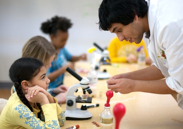 Little Zak's Academy | How to Raise a Science-Loving Child
